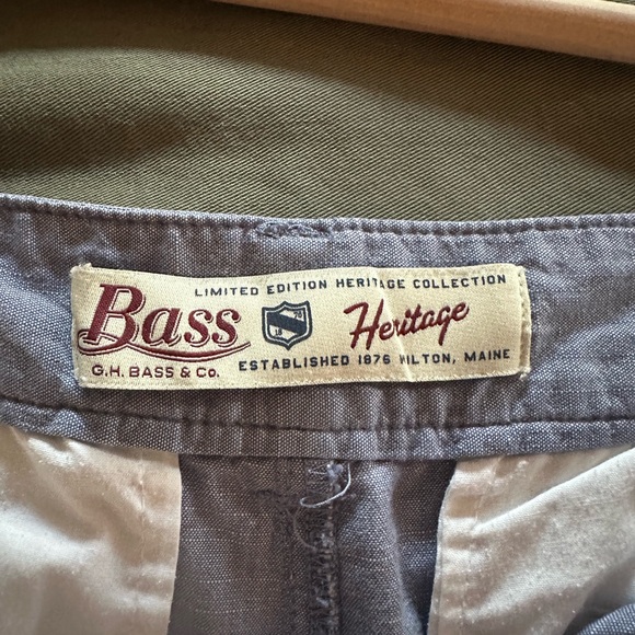 G.H. Bass & Co. Women’s Blue Flat Front Shorts - Picture 4 of 5